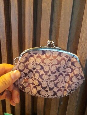 Coach Signature Pattern Kiss Lock Coin Purse Wallet Y2K Vintage Rare Find!